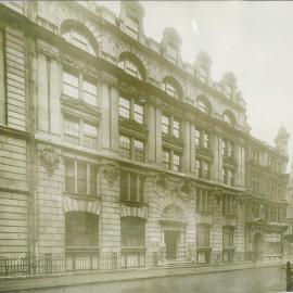 London - Branch premises 36-38 New Broad St.: exterior 1913 (view ii)