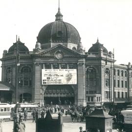 Loan Raising World War I - 2nd Peace Loan Advertising, Melbourne: Flinders Street Railway Station, Swanston Street entrance