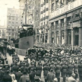 Seventh War Loan Campaign Activities in Sydney - Launching of loan from Destroyer in Moore Street - 16 September 1918