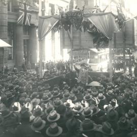 Second Peace Loan Campaign in NSW - Sir Joseph Cook addressing Peace Loan Meeting in Moore Street - August - September 1920