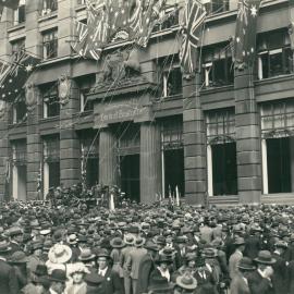 Diggers' Loan Campaign activities - Opening day in Martin Place - 8 August 1921 (copy b)