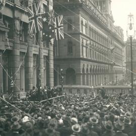 Diggers' Loan Campaign activities - Opening day in Martin Place - 8 August 1921 (copy e)