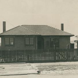 War Service Homes Scheme, Victoria - House nearing completion, Eskdale Road Caulfield - 1919