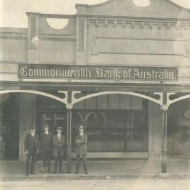 Commonwealth Bank - Branches - Dubbo, Macquarie Street - Premises and staff - 1914 (plate 6)