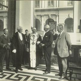 Sixth War Loan Campaign Activities - Lord Mayor of Sydney purchasing first War Bond on opening day - 18 February 1918 (plate 135)