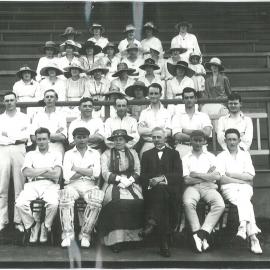 Commonwealth Bank - Head Office - Sport - Cricket match - 1 January 1920 (plate 171)