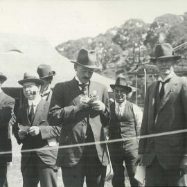 Commonwealth Bank - Staff Reunion at Clifton Gardens - 10 January 1920 (plate 178)