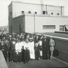 Commonwealth Bank - Visitors to Head Office - Victorian Parliamentary Party - 12 February 1920 (plate 190)