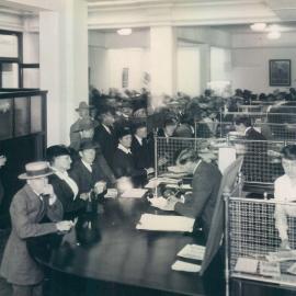 War Loan Department Post Office Chambers, Sydney - Closing day 6th War Loan - 10 April 1918  (plate 233)