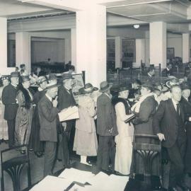 War Loan Department Post Office Chambers, Sydney - Closing day 6th War Loan - 10 April 1918 (plate 234)