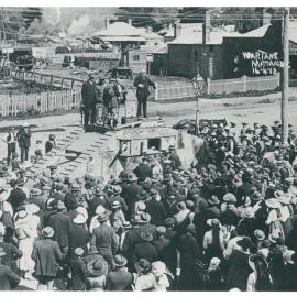 Sixth War Loan Campaign activities NSW, April 1918 - Tank visit to Mittagong - 16 April 1918 (plate 235)
