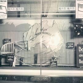 Commonwealth Bank - Seventh War Loan Advertising - Window Display - Sydney Snow Ltd. - 26 September 1918 (plate 257)