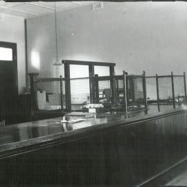 Commonwealth Bank - Branches - Geraldton (WA) - Interior - c.1920 (plate 282)
