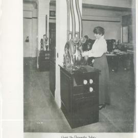 Commonwealth Bank - General Banking Department, 1st floor, Head Office (using pneumatic tubes) - 5 September 1916 (plate 353)