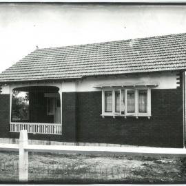 Commonwealth Bank - War Service Home - Pine Avenue, Five Dock (front view) (plate 375)