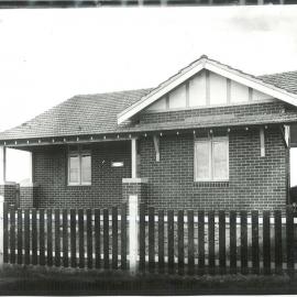 Commonwealth Bank - War Service Home - Daisy Street, Enfield (front view) (plate 380)