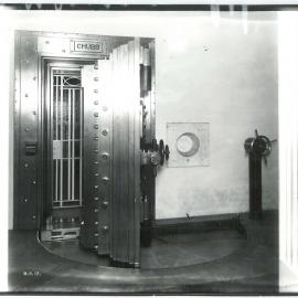 Head Office - Strongroom - 18 May 1917 (plate 391)