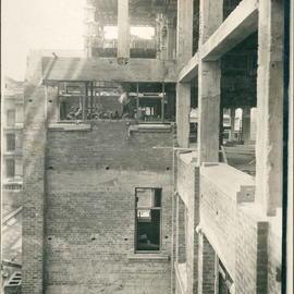 Commonwealth Bank - Head Office cnr Pitt Street & Martin Place - Construction - 22 February 1915 (plate 392)