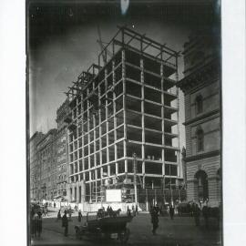 Commonwealth Bank - Head Office cnr Pitt Street and Martin Place - Construction - 15 April 1915 (plate 405)