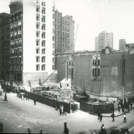 Commonwealth Bank - Head Office cnr Pitt Street and Martin Place - Construction - Between February-May 1914 (plate 549)