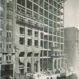 Head Office - Construction of new premises (Moore Street frontage showing progress of masonry) - 20 July 1915 (plate 583)