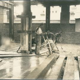Commonwealth Bank - Head Office cnr Pitt Street & Martin Place - Construction - 18 December 1914 (plate 596)