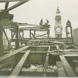 Commonwealth Bank - Head Office - Cnr Pitt Street & Martin Place - Construction - Roof - 22 April 1915 (plate 600)