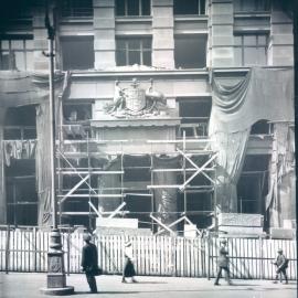 Government Savings Bank of NSW - Head Office 48-50 Martin Place - Construction - Exterior - Showing Coat of Arms - 9 November 1915 (plate 614)
