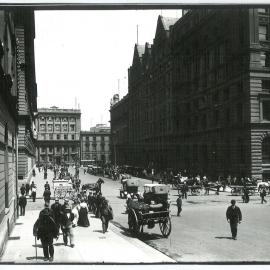 Moore Street - Looking towards Head Office site - c.1912 (plate 639)