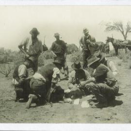 Construction of Trans-Australian Railways and banking facilities 1914-1917 - Receiving deposits from workers (plate 641)