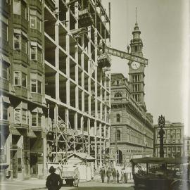 Commonwealth Bank - Head Office - Cnr Pitt Street & Martin Place - Construction - View from Moore Street (now Martin Place) - 12 March 1915 (plate 665)