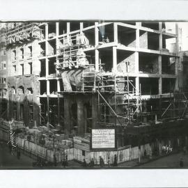 Commonwealth Bank -  Head Office cnr Pitt Street and Martin Place - Construction - 18 August 1915 (plate 679)