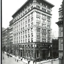 Commonwealth Bank - Head Office - Exterior (view 1) - c.1916 (plate 723)