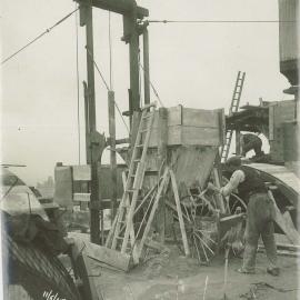 Head Office - Construction of new premises (concrete pouring) - 11 June 1915 (plate 742)