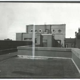 Commonwealth Bank - Head Office cnr Pitt Street & Martin Place - Exterior - View of the roof of the building - 18 August 1916 (plate 761)