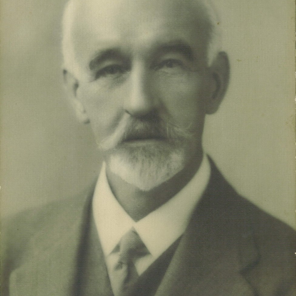 Research Guide: Sir Robert Gibson GBE