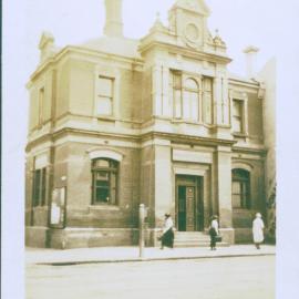 Brunswick - Exterior Post Office building prior to occupation by Bank