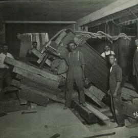 Head Office - Construction of new premises - Placing Bullion Room Door into position - 10 February 1916