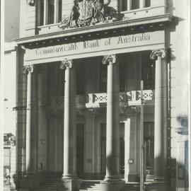 Melbourne branch, 367 Collins Street, Exterior view, 1930's