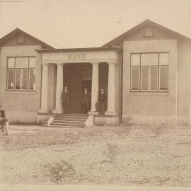 Premises - Canberra branch 1917 with Mr Westcott in centre