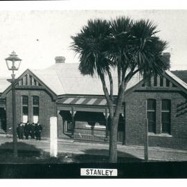Premises - Commonwealth Bank of Australia - Post Office Agencies - Stanley Tasmania - late 1913