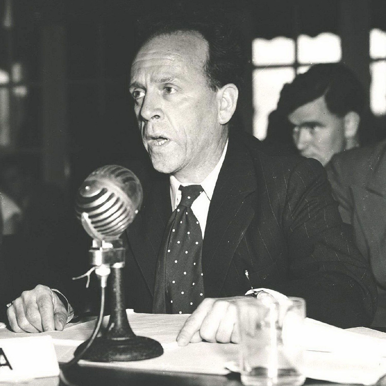  Oral History interview with Dr H.C. Coombs about the separation of the Commonwealth Bank and the creation of the Reserve Bank of Australia [audio recording] 