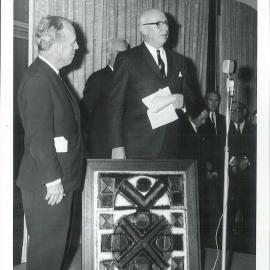HC Coombs' farewell as Governor - DA Tate presents staffs' gift - July 1968