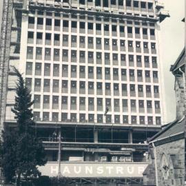 Adelaide Project - 1963-June 1967 - Close up of the northern elevation. External glazing being fixed on the 7th floor - 10 September 1965