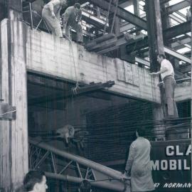 Melbourne Project - December 1961-September 1966 - Removing girder to provide clearance for lift of 16" doors - 30 May 1964