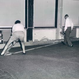 Head Office Building - January 1963-January 1965 - Stretching carpet, 4th floor - 4 February 1964
