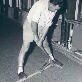 Head Office Building - January 1963-January 1965 - Stretching carpet, 4th floor - 4 February 1964