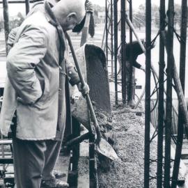 Premises - Branches - Canberra - RBA - Pouring Concrete to Tie Beam - Banking Chamber, 1st floor - July 1964
