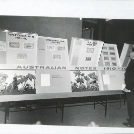 Display on Australian Notes (copy b) - 1960