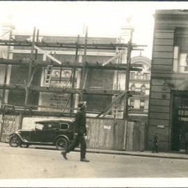 Premises - Government Savings Bank of NSW - Head Office 48-50 Martin Place - Construction - New sign nearing completion - 10 September 1924